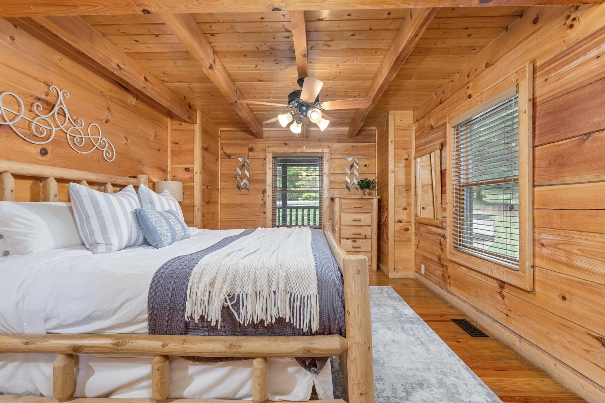 Elegant & Cozy Cabin Near Pigeon Forge Севьервилл Экстерьер фото